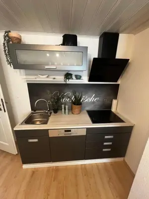 Küche/Küchenzeile in der Unterkunft Lilli's Gästehaus