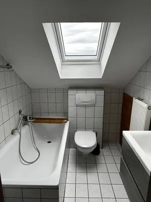 Ein Badezimmer in der Unterkunft KRAICHGAU # 3-ZKB mit Balkon und Klimaanlage, Monteurzimmer