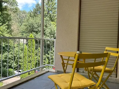 Ein Balkon oder eine Terrasse in der Unterkunft Ferienwohnung Bühler-Kurparkresidenz