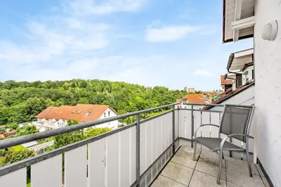 Ein Balkon oder eine Terrasse in der Unterkunft Ferienwohnung Bad Friedrichshall 5BR 10 beds, TV & kitchen