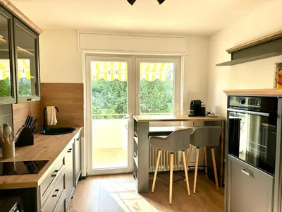 Küche/Küchenzeile in der Unterkunft KA-City, 3 Zi, 75qm, Parken, Balkon, WLAN, Netflix ruhige Lage