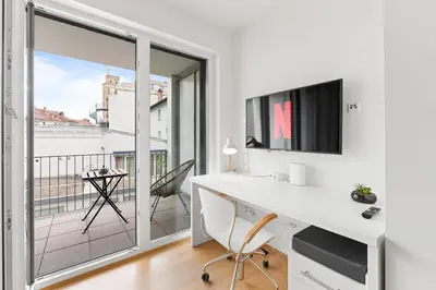 Ein Balkon oder eine Terrasse in der Unterkunft Modern, Zentral, Homeoffice, Netflix