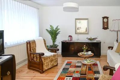 Ein Sitzbereich in der Unterkunft Ferienwohnung Helena
