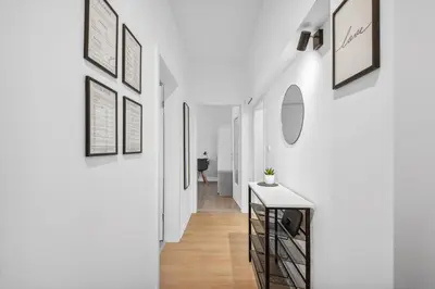 Grundriss der Unterkunft FABYLOUS Homes City Apartment I Gruppen I Waschtrockner I Balkon I belebte Lage