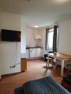 Küche/Küchenzeile in der Unterkunft Monteurwohnung - Handwerkerwohnung Jesse Bad König