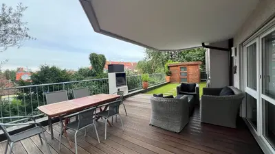Ein Balkon oder eine Terrasse in der Unterkunft LudwigsHome - Zentral, 120qm, Kostenloser Parkplatz, Terrasse, SmartTV
