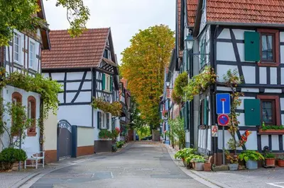Das Gebäude in dem sich die Ferienwohnung befindet