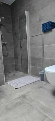 Ein Badezimmer in der Unterkunft Central Comfort Modernes Studio