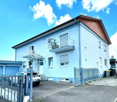 Das Gebäude in dem sich die Ferienwohnung befindet