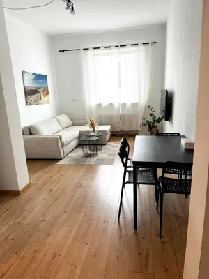 Ein Sitzbereich in der Unterkunft 2 ZKB Apartement in Mannheim Buga - Küche - Parken