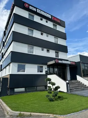 Das Gebäude in dem sich das Hotel befindet