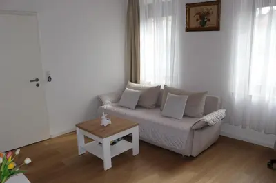 Ein Sitzbereich in der Unterkunft Ferienwohnung Maria! Respektvoller Umgang