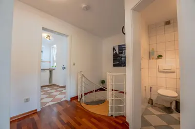Ein Badezimmer in der Unterkunft SCHLOSSBERG RESIDENCES - Markplatz City-Apartment