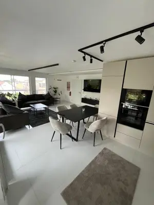 TV/Unterhaltungsangebot in der Unterkunft 2 Moderne Wohnung nahe Museum