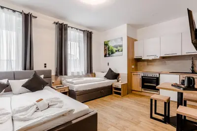 Ein Bett oder Betten in einem Zimmer der Unterkunft Hotel Montenegro