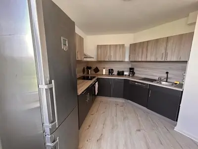 Küche/Küchenzeile in der Unterkunft bookandstay24 com Dietzenbach 2 Zimmerwohnung mit Balkon, Küche und Parkplatz