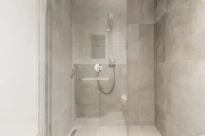 Ein Badezimmer in der Unterkunft LIVINGBOXX Karlsruhe - Messe I neuwertige Apartments mit Küche