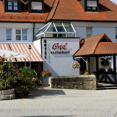 Das Gebäude in dem sich das Hotel befindet