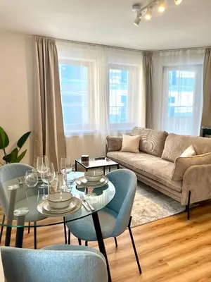 Ein Sitzbereich in der Unterkunft L5 City Studio Apartment