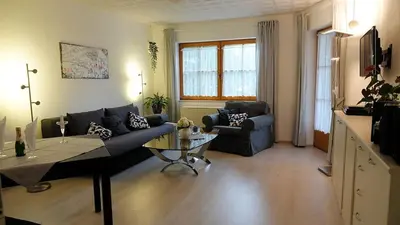 Ein Sitzbereich in der Unterkunft Ferienwohnung Armitter