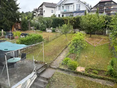 Ein Garten an der Unterkunft Ferienwohnung Grimm 2