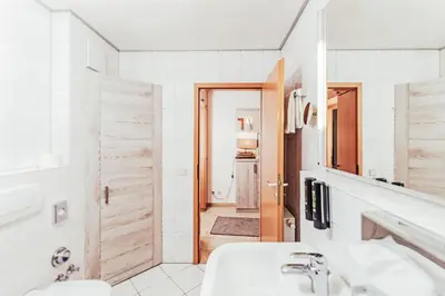 Ein Badezimmer in der Unterkunft Stylishes Apartement Poststraße 36