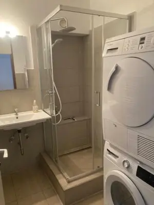 Ein Badezimmer in der Unterkunft RK living room