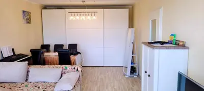 Ein Sitzbereich in der Unterkunft Top möblierte Unterkunft in Langen