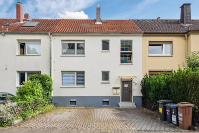 Das Gebäude in dem sich die Ferienwohnung befindet