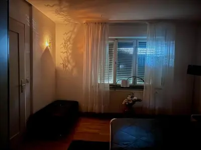 Ein Sitzbereich in der Unterkunft Luxurious 3 room peaceful home