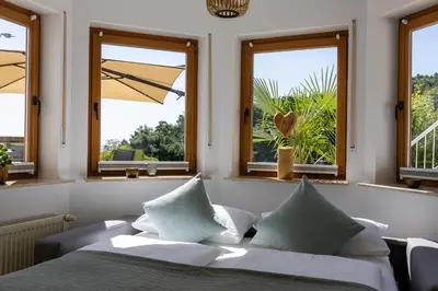Ein Bett oder Betten in einem Zimmer der Unterkunft Hambach Waldschlössl