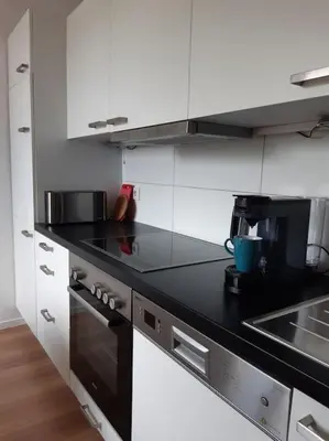 Küche/Küchenzeile in der Unterkunft Apartment mit Innenhof, Rasen und Parkplatz