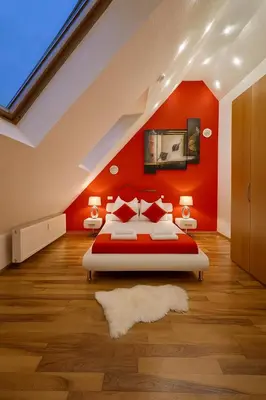 Ein Bett oder Betten in einem Zimmer der Unterkunft Zentrale Maisonette mit Büro & Parkplatz