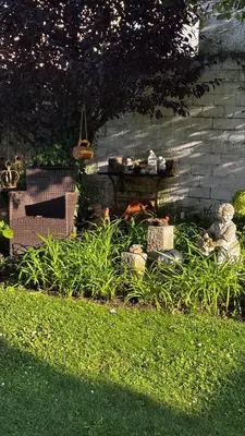 Ein Garten an der Unterkunft Haus Gudrun