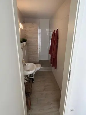 Ein Badezimmer in der Unterkunft Inspirierendes Sport-Motto-Zimmer am Kocher-Jagst Radweg nähe Heilbronn