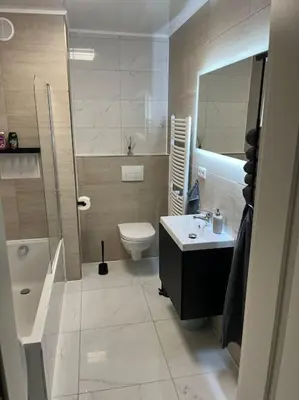 Ein Badezimmer in der Unterkunft 4 Zimmer Wohnung - 120qm