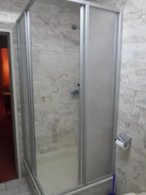 Ein Badezimmer in der Unterkunft Hotel Zum Schwanen