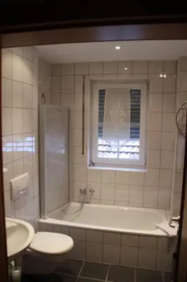 Ein Badezimmer in der Unterkunft FeWo Weingut Bender