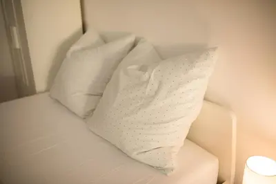 Ein Bett oder Betten in einem Zimmer der Unterkunft HUGOS Studio Apartment