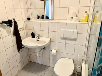 Ein Badezimmer in der Unterkunft Audi - Neckarsulm - Bad - Küche - Balkon - 4 Personen