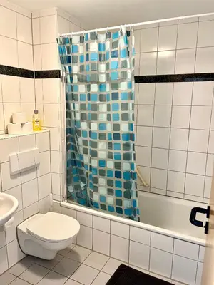 Ein Badezimmer in der Unterkunft Audi - Neckarsulm - Bad - Küche - Balkon - 4 Personen
