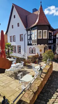 Das Gebäude in dem sich das Hotel befindet