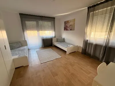 Ein Sitzbereich in der Unterkunft Ferienwohnung Marktplatz