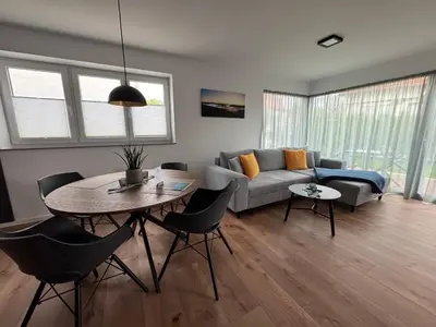 Ein Sitzbereich in der Unterkunft Ferienwohnung Pfälzer Auszeit