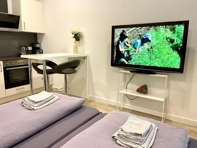 TV/Unterhaltungsangebot in der Unterkunft Goldstadt White Suite - City Apartament Schlössle Pforzheim