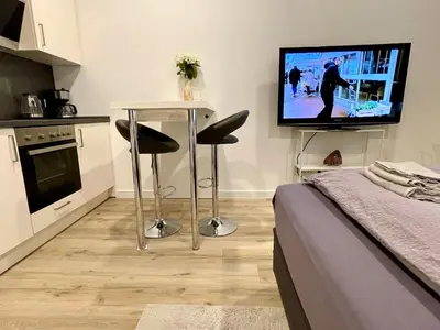 Küche/Küchenzeile in der Unterkunft Goldstadt White Suite - City Apartament Schlössle Pforzheim