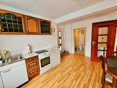 Küche/Küchenzeile in der Unterkunft Work & Stay Apartment in Biebelnheim