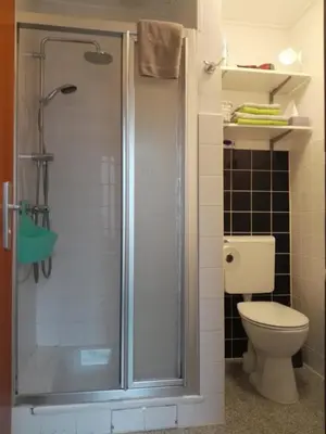 Ein Badezimmer in der Unterkunft Ferienwohnung Unter der Limburg in Bad Dürkheim-Hausen