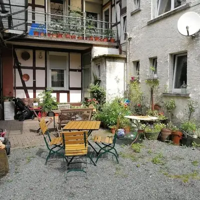 Ferienwohnung am Nibelungensteig unter der Burg