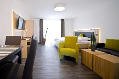 TV/Unterhaltungsangebot in der Unterkunft Boardinghouse Rülzheim